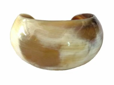 Brazalete de cuerno de vaca con textura nuevo artesanal hecho a mano Foto 1 de 4