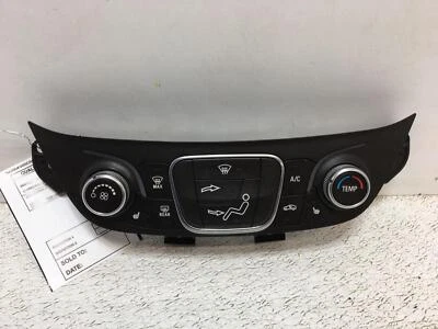 18 CHEVY EQUINOX Heater A/c Control - Image 1 of 3