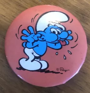 VINTAGE 1982 SMURFS Raspberry Pinback Button - Picture 1 of 2