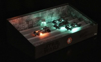 SDCC Comic Con 2016 Exclusive Ltd. Ed Star Wars Carships Hot Wheels Trench Set - Image 1 of 4
