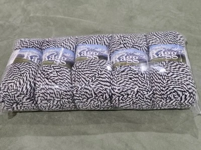 Mary Maxim Ragg Yarn Lot of 5 Skeins Black 3.5oz - Image 1 of 4