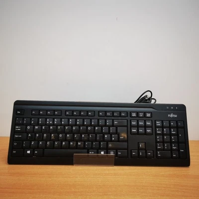 Fujitsu KB410 Black Wired Keyboard - Image 1 of 3