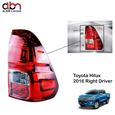 Camión pickup Toyota Hilux HI LUX Revo 2016 luz trasera conductor derecho Foto 1 de 4