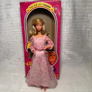 Vintage Kissing Barbie Doll with Original Dress and underwear. 1966 - Picture 1 of 16