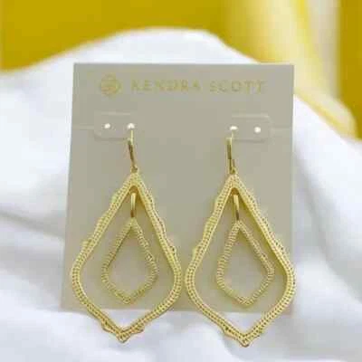 Kendra Scott Simon Earrings in Gold. Retail $78 - Image 1 of 4