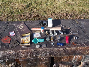 Vintage Junk Drawer Items Lot of 30 Pieces Kaiser Beer Arco Reese Lock NRA etc - Picture 1 of 11