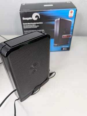 Seagate GoFlex Desk 3TB External Hard Drive USB 3.0 For PC + Mac  - Image 1 of 4