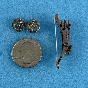 Bow Hunting Compound Bow Mini Replica Tan Camo Paint Metal Pin Pinback #59031 - Picture 1 of 4