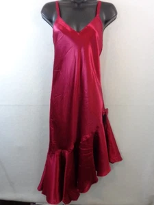 Victoria's Secret Nachthemd Damen M weinrot Spaghettiträger asymmetrischer Saum - Bild 1 von 15