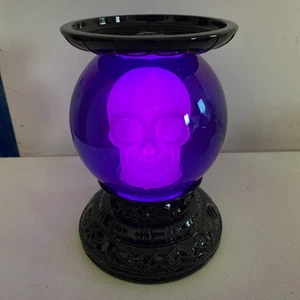 Bath & Body Works Luz Calavera Pedestal 3 Mechas Candelabro Nuevo - Imagen 1 de 8