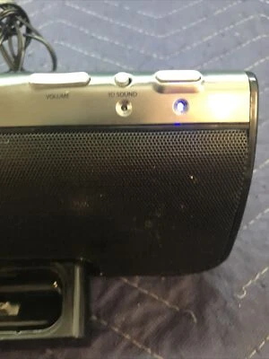 iLUV i189 BLK Stereo Speakersfor iPod. - Image 1 of 4