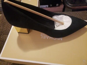 MICHAEL Michael Kors Womens Petra Pump Suede Pointed Toe Heels Shoes BHFO 0962 - Picture 1 of 7