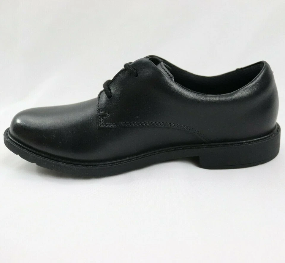 Clarks Boys School Shoes 'Scala Loop' Dress Leather shoes Laces Size 1.5 W Wide - Image 1 of 4