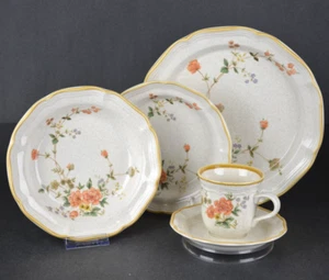 One Mikasa Garden Club Silk Bouquet Dinner, Salad, Soup Bowls, Cup Saucer Set - Picture 1 of 7