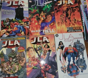 JLA TPB Lot (6) earth2, terra ingonita, hell etc etc - Picture 1 of 7