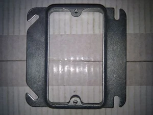 (50 piezas) Cubierta de caja eléctrica cuadrada de 4"", adaptador de anillo de barro de 1 dispositivo, elevado 1-1/4"" - Imagen 1 de 3