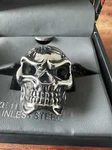 Totenkopf Ring Edelstahl Herren Gr. 11 Schwarz Zirkonia Auge �� - Bild 1 von 8