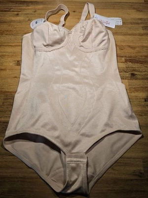 Triumph Trouser Corselet Doreen + Cotton 01 BS, Size 85 B, Skin, NEW + TAGS *VINTAGE - Image 1 of 4