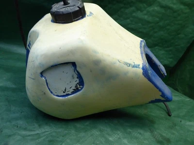 Tanque de combustible Petcock Husqvarna CR250 1984 WR 240 Foto 1 de 4