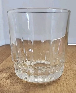 Vidrio Arcoroc France Lancer transparente sobre las rocas 3-1/2" 10 oz - Imagen 1 de 7