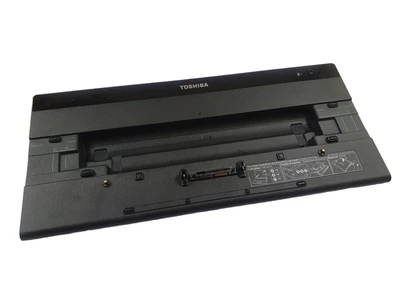 Toshiba PA3916B-1PRP Hi-Speed Port Replicator II Docking Station no PSU - Image 1 of 4