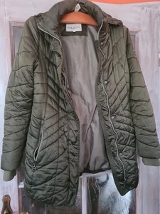 Designerjacke Damen mit kleinen Defekten - Bild 1 von 12