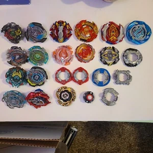 Takara Tomy Hasbro Beyblade großes Konvolut Beyblades  - Bild 1 von 18