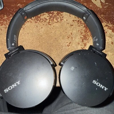 Sony MDR-XB650BT Wireless Stereo Headset Extra Bass Bluetooth - Black - Image 1 of 4