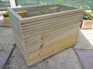 Deep Garden Planter Wooden Trough Raised Flower Bed 55x41x39h cm Ready To Use - Picture 1 of 4