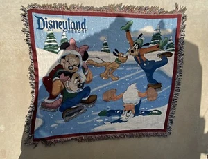Walt Disney World - Mickey & Minnie Skating Christmas Throw Blanket - Picture 1 of 3