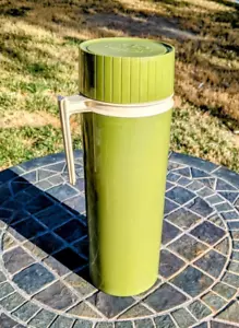 Termo Vintage Años 70 32oz Verde Oliva King Seeley Sello al Vacío 7402 Hecho en EE. UU. - Imagen 1 de 6