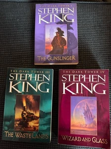 Stephen King The Dark Tower I, III, IV Softbound Lot of 3 - Picture 1 of 2