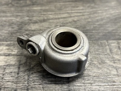 VT1100C VT1100C2 Shadow Spirit Sabre Honda Front Wheel Speedo Drive Gear Box OEM - Image 1 of 3