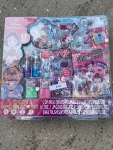 C-49 Nuevo Juego de Cosméticos Niñas Princesa Disney 13 piezas 6+ Apto para Niños - Imagen 1 de 4