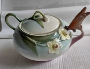 Franz Porcelain Stunning Butterfly Lidded Sugar Bowl 4"H X 5.5" W XP1877 - Picture 1 of 3