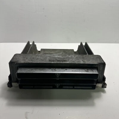 Isuzu Rodeo 2000 motor 3,2 L MT ECM ECU # 09382587 8122063490 DJTC Foto 1 de 4