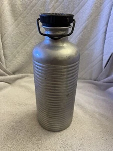 VINTAGE ALUMINUM T.W & T WATER BOTTLE MADE IN ENGLAND - Picture 1 of 8