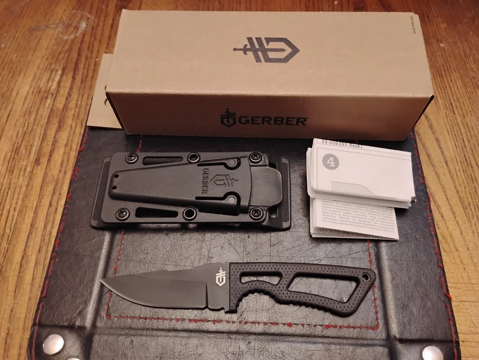 Cuchillo GERBER Ghostrike 3.1" 420 HC hoja de acero inoxidable funda GFN 3.6 OZ EE. UU.   Foto 1 de 3