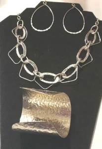 BOHO Hammer Jewerly Set Bangle Bracelet Hoop Earrings & Necklace set Silver-tone - Picture 1 of 11