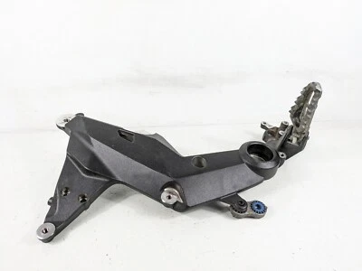 Suporte de montagem 2013 2014 Ducati Multistrada 1200 S 1200S apoio de pé direito traseiro - Imagem 1 de 4
