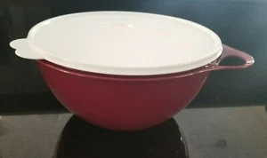 NEW Tupperware Thatsa Bowl Medium 19 cup Bordeaux red Popular size - Picture 1 of 2