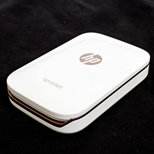 HP Sprocket Portable Photo Printer X7N07A - TESTED - Picture 1 of 4