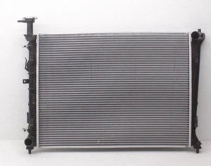 OEM Kia Forte Radiator Minor Bent Ribs 25310-1M150 - Picture 1 of 6