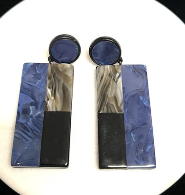 Pendientes Chico’s Azul Oscuro y Negro Sin Caída Rectángulo 2.5” Gota Excelente Estado Foto 1 de 4