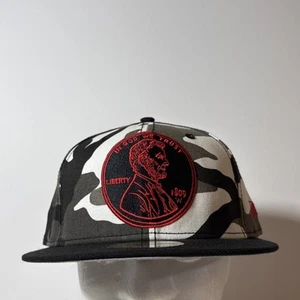 New Era 59FIFTY Black & Red Penny On Camo Fitted Hat 7 1/2 - Picture 1 of 7