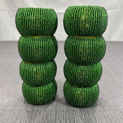 Juego de ocho servilleteros de oro verde Kelly con cuentas de vidrio Tahari Home Foto 1 de 4