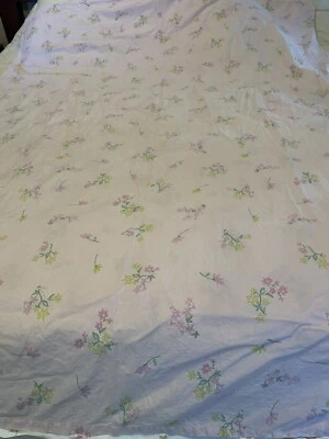 pottery barn kids cottage floral duvet cover twin white Cotton Pink flowers twin - Image 1 of 4