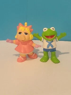 Figuras de colección de los Muppets Kermit y Miss Piggy aplausos adornos para pasteles Foto 1 de 4