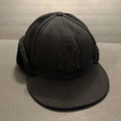 Бейсболка New York Yankees черная на черной меховой спине New Era 59Fifty резинка 7 1/4 - Изображение 1 из 4
