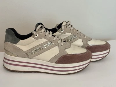 Plataforma con cordones Geox D Kency brillante crema/taupe talla 9 napa/gamuza para mujer Foto 1 de 4